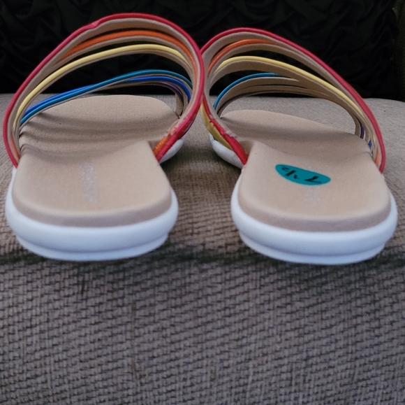 AEROSOLES WINDSOR MULTI STRAP RAINBOW SANDALS - Picture 5 of 11